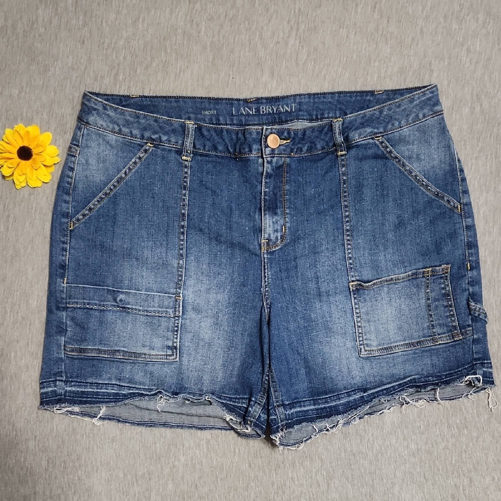 LANE BRYANT Plus-Size High-Rise Blue Denim Summer Cargo Jean Short Shorts Jorts